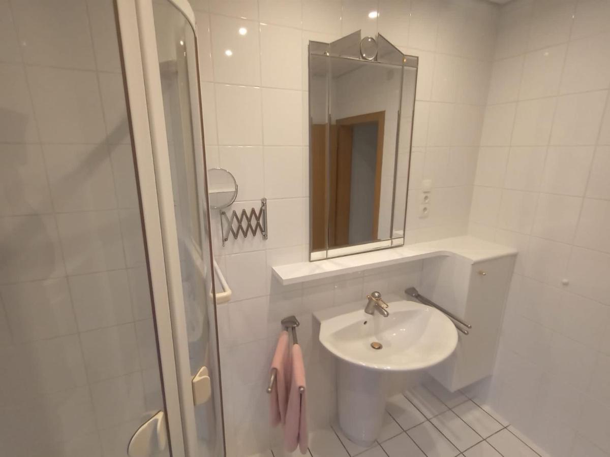 Adenauer Cottage מראה חיצוני תמונה