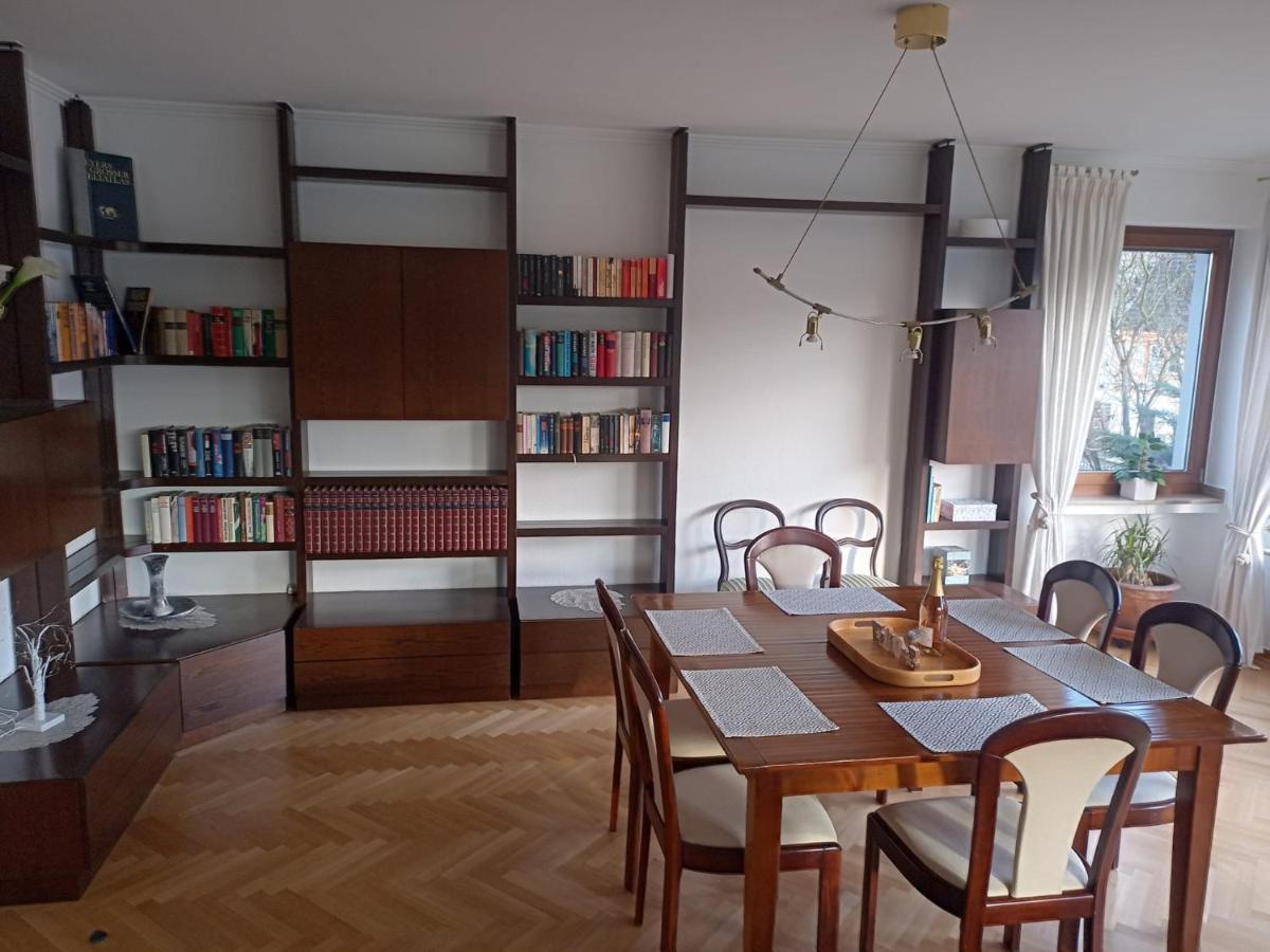 Adenauer Cottage מראה חיצוני תמונה